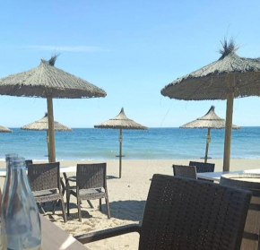 Brand new 3-bedroom apartment close to the beach